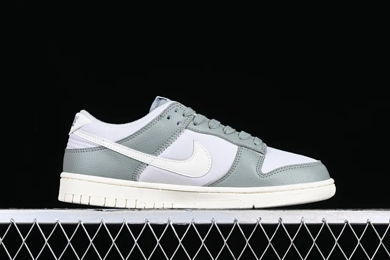 All Categories Nk SB Dunk Series Nk SB Dunk Low Low-top sneakers Cost-effective version Nk Dunk Low "Mica Green" Mica Green Canvas SB low-top sports and leisure sneakers DV7212-300